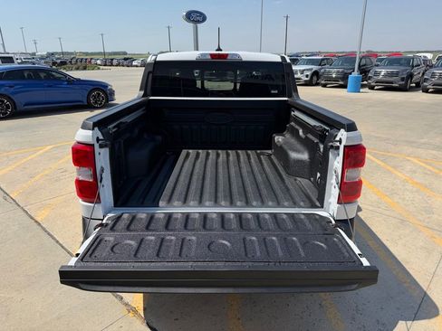 Used 2024 Ford Maverick Lariat FWD image 7