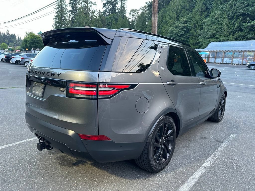 Used 2017 Land Rover Discovery HSE AWD/4WD image 5