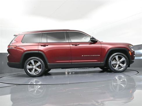 Used 2022 Jeep Grand Cherokee L Limited image 37