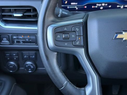 Used 2023 Chevrolet Suburban Premier AWD/4WD image 20