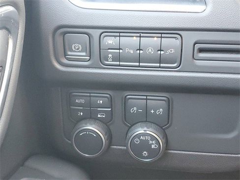 Certified 2021 Chevrolet Tahoe RST w/ Luxury Package image 17