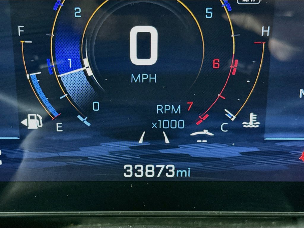 Used 2025 Chevrolet Equinox LT AWD/4WD image 12