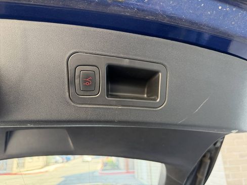Used 2017 Tesla Model S 100D AWD/4WD image 32
