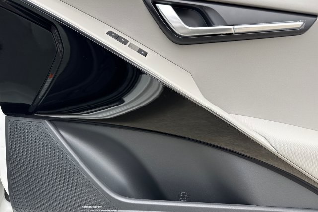 New 2026 Kia Niro Wave w/ Wave Preserve Package FWD image 21