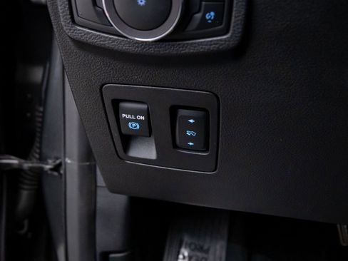 Used 2019 Ford Expedition Platinum image 20