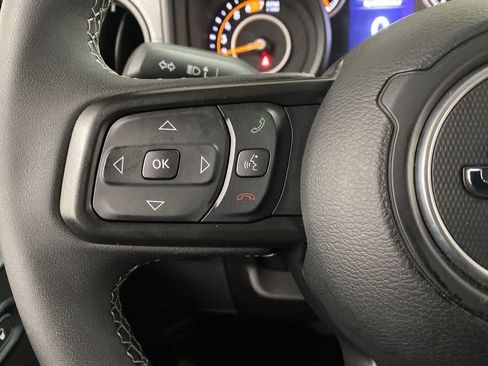 Used 2025 Jeep Wrangler Unlimited Sport AWD/4WD image 20