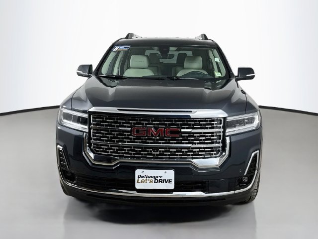 Used 2023 GMC Acadia Denali w/ Denali Ultimate Package AWD/4WD image 8