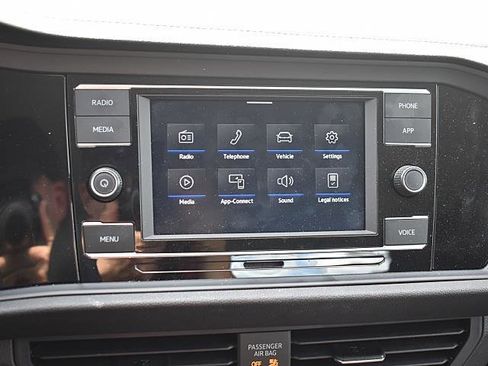 Used 2023 Volkswagen Jetta S image 18