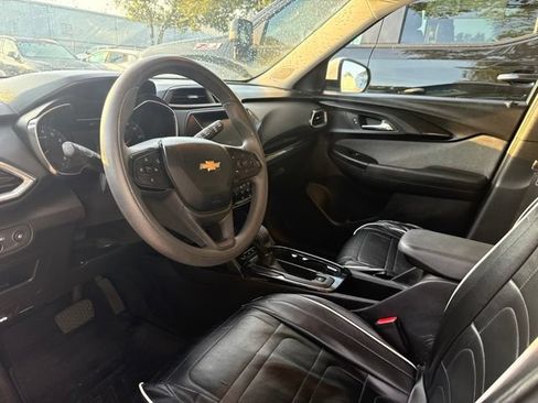 Certified 2023 Chevrolet TrailBlazer LT FWD image 9
