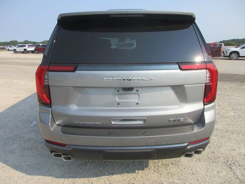 New 2026 GMC Yukon XL Denali Ultimate AWD/4WD image 5