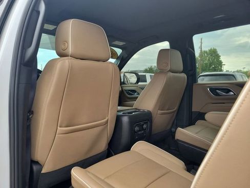 Used 2024 Chevrolet Tahoe Premier image 17