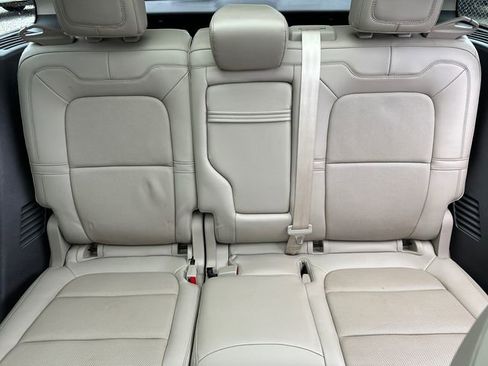 Used 2022 Lincoln Corsair AWD w/ Premium Package image 39