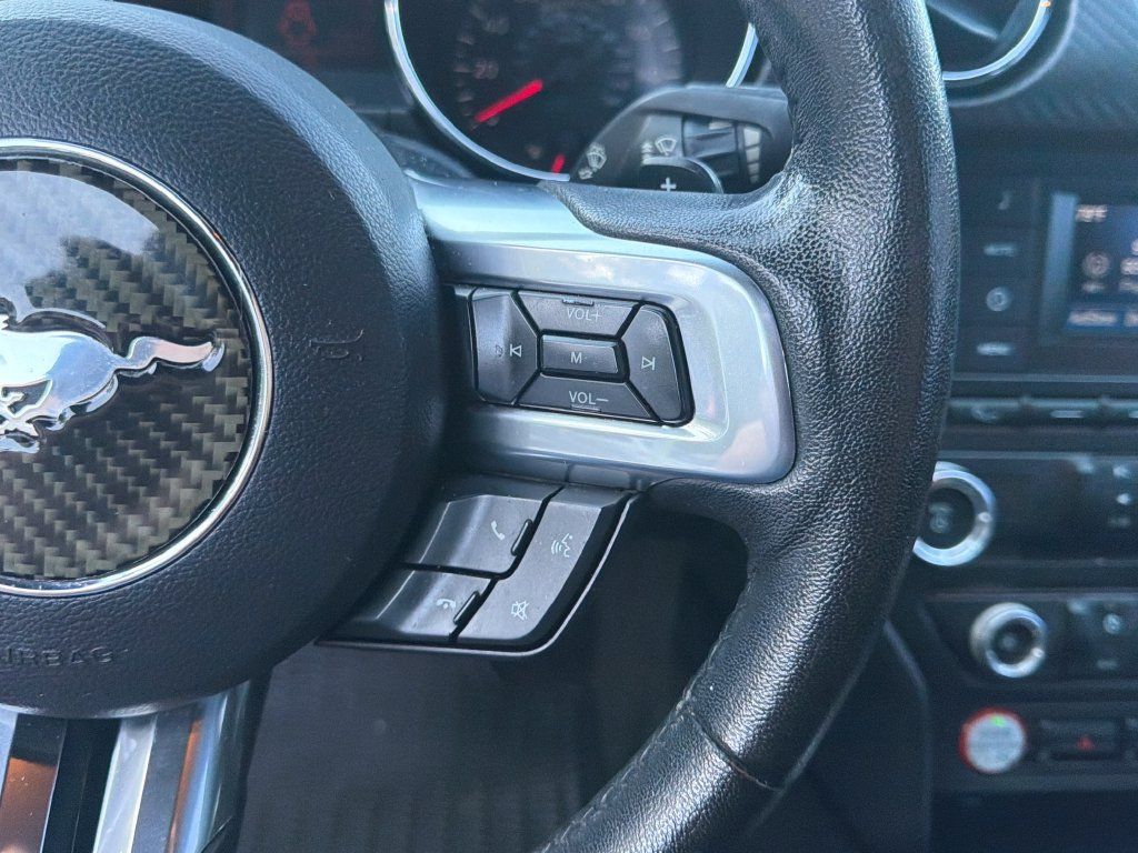 Used 2017 Ford Mustang Coupe RWD image 20