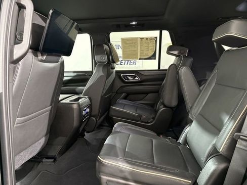 Used 2021 GMC Yukon SLT w/ SLT Luxury Plus Package image 19