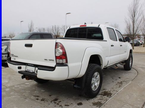 Used 2014 Toyota Tacoma 4x4 Double Cab w/ SR5 Package image 7