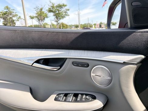Used 2023 INFINITI QX50 Sensory AWD/4WD image 15
