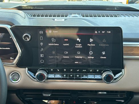 New 2026 GMC Canyon Denali image 24