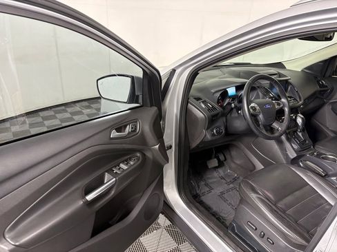 Used 2015 Ford Escape Titanium w/ Equipment Group 301A AWD/4WD image 11