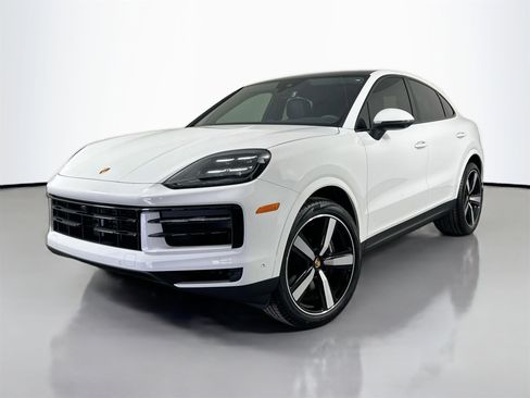 Certified 2025 Porsche Cayenne Coupe image 1