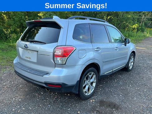 Used 2018 Subaru Forester 2.5i Touring AWD/4WD image 11
