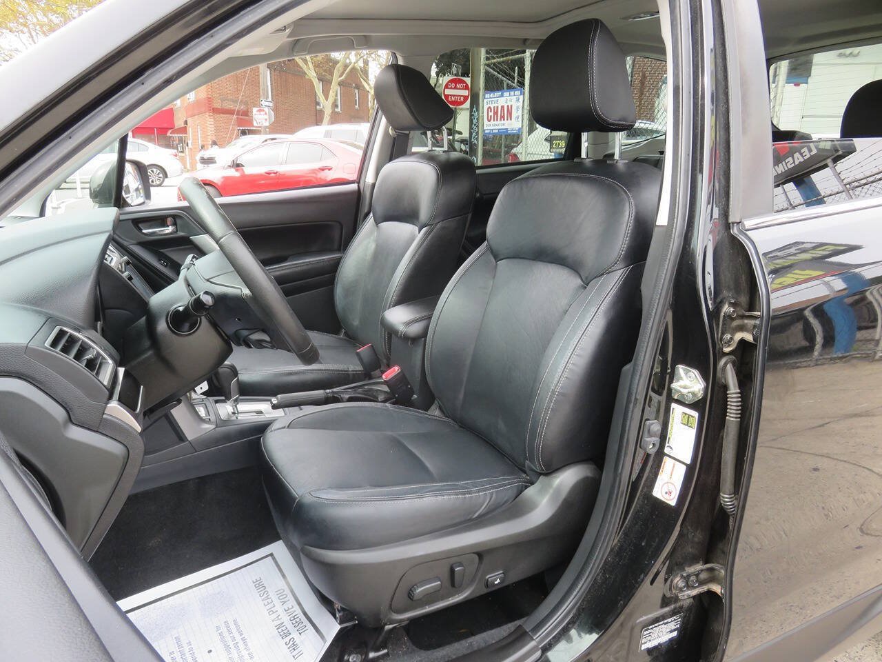 Used 2017 Subaru Forester 2.5i Limited AWD/4WD image 10