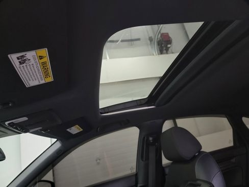 Certified 2025 Honda Civic Sport image 24