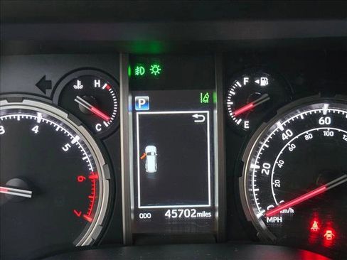 Used 2022 Toyota 4Runner TRD Sport AWD/4WD image 14