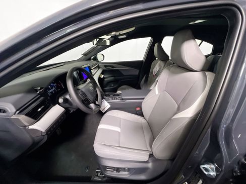 New 2026 Toyota Camry SE image 14