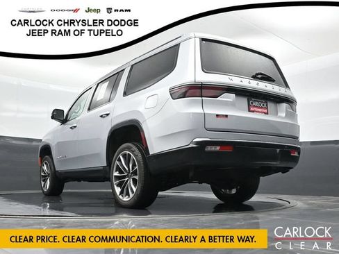 Used 2025 Jeep Wagoneer Series III w/ Premium Group I AWD/4WD image 44
