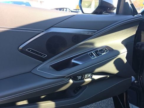 Used 2025 Chevrolet Corvette Stingray w/ Z51 Performance Package image 14