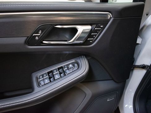 New 2026 Porsche Macan GTS AWD/4WD image 20