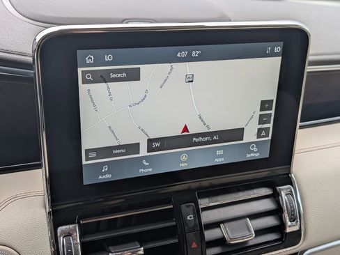 Used 2021 Lincoln Navigator Reserve w/ Luxury Package RWD image 23