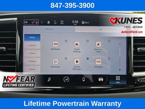 Used 2023 Chrysler Pacifica Touring-L image 48