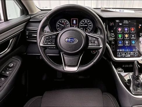 Used 2023 Subaru Outback Premium AWD/4WD image 5