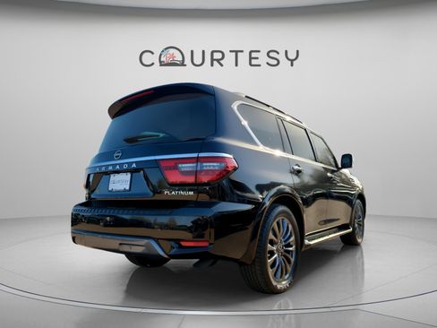 Used 2023 Nissan Armada Platinum w/ Captain's Chairs Package image 5