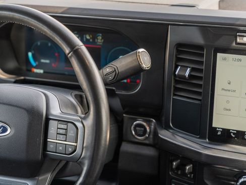 Used 2024 Ford F250 Lariat AWD/4WD image 31