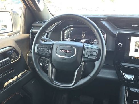Used 2024 GMC Sierra 1500 AT4 w/ Technology Package AWD/4WD image 37