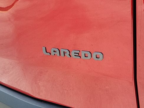 New 2026 Jeep Cherokee Laredo AWD/4WD image 15