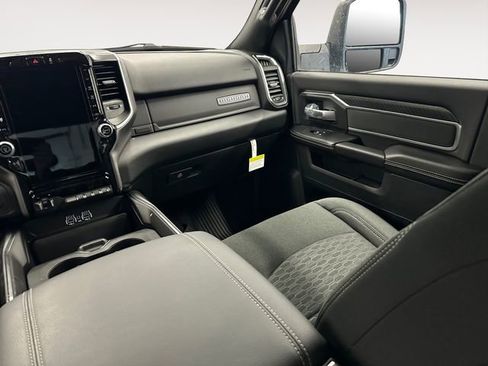 New 2026 RAM 2500 Big Horn AWD/4WD image 11
