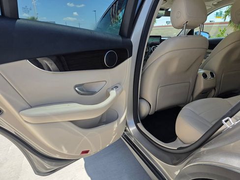 Certified 2022 Mercedes-Benz GLC 300 image 13