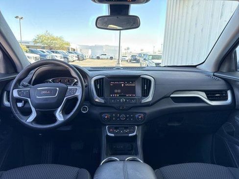 Used 2023 GMC Terrain SLE w/ Driver Convenience Package image 47