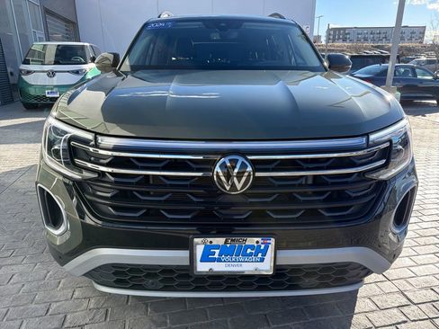 Used 2024 Volkswagen Atlas Peak Edition SEL image 10