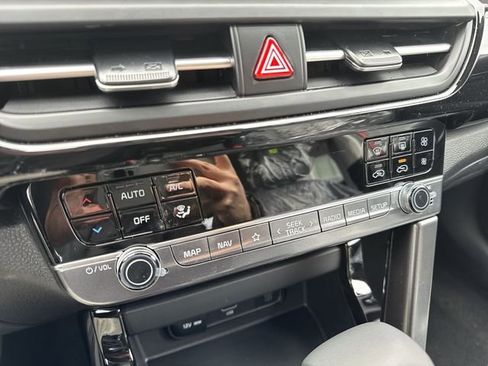 New 2026 Kia Seltos S image 8