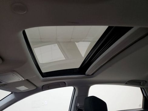 Certified 2025 Honda Accord SE image 3