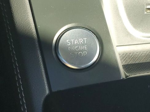 Used 2022 Audi A4 2.0T Prestige w/ Prestige Package image 39