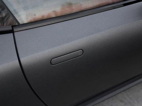 Used 2023 Aston Martin DB11 V12 image 19