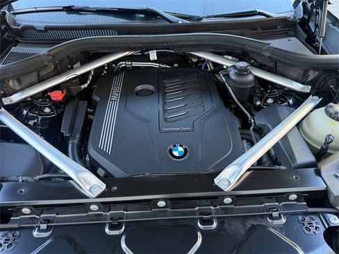 Used 2023 BMW X6 xDrive40i image 31