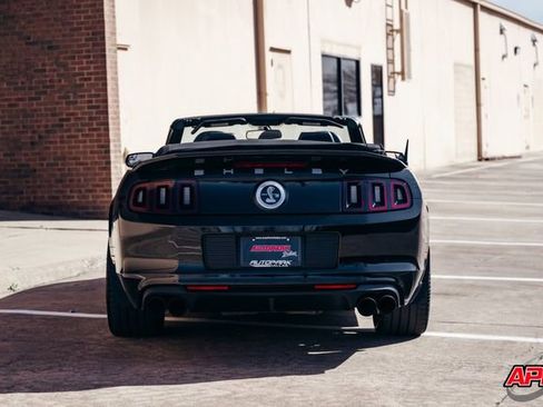 Used 2013 Ford Mustang Shelby GT500 image 16