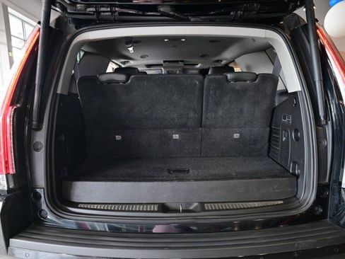 Used 2015 Cadillac Escalade Luxury AWD/4WD image 22