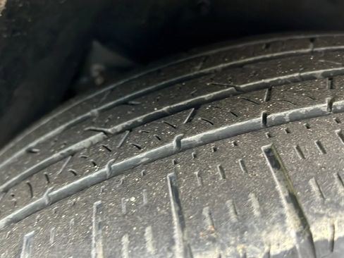 Used 2018 Nissan Pathfinder SL w/ Cargo Package image 34